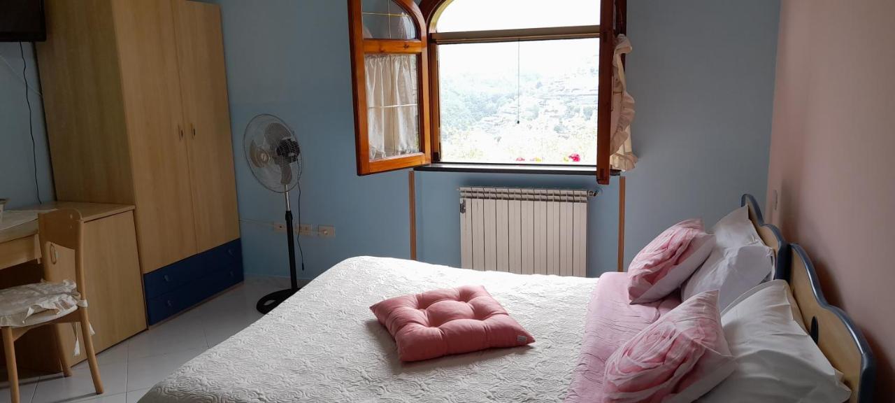 Hotel Affittacamere Novella Tramonti Eksteriør billede
